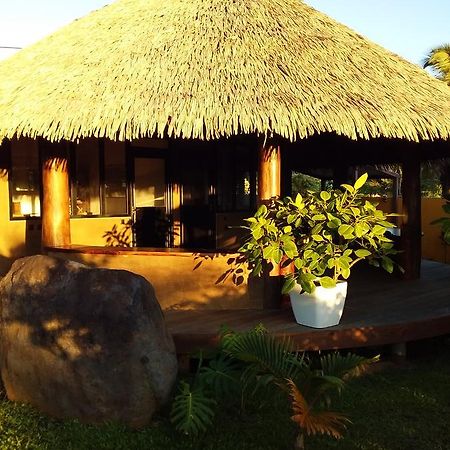 Omati Lodge Taravao Exterior photo